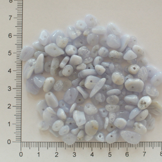 Chalcedon sekaný cca 40 cm návleku