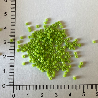 Toho 11/0 Sour apple 10g