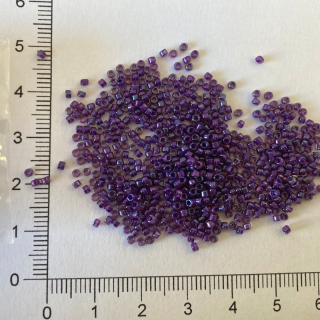 Toho Treasure 11/0 Inside Colour Rainbow Rosaline/Opaque Purple 5g
