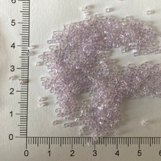 Toho Treasure 11/0 Transparent Dyed Lavender Mist Rainbow 5g