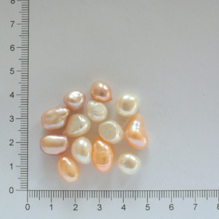 Říční perly cca 8mm